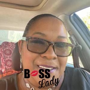 Meet your Posher, Lili-ana